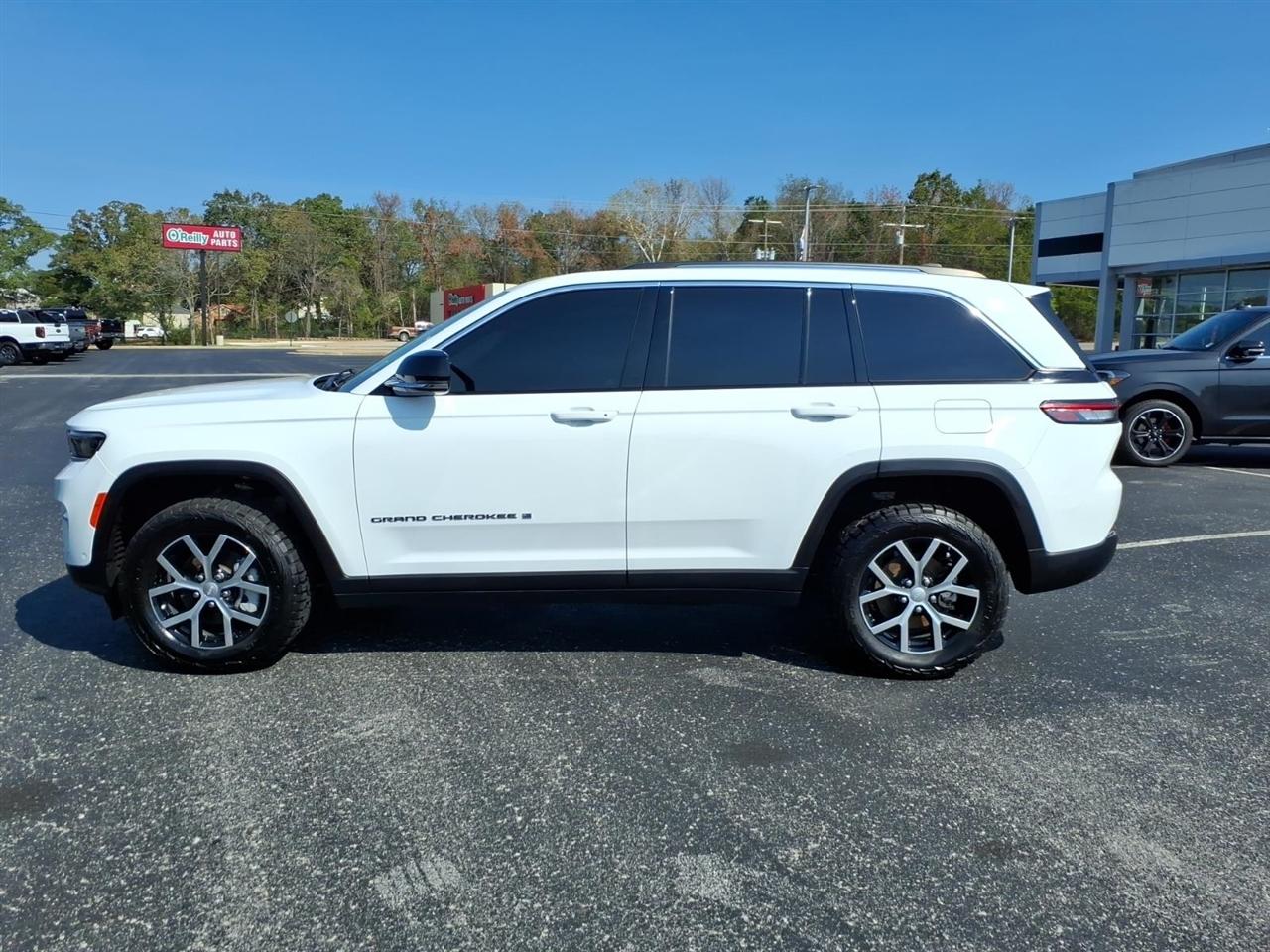 Jeep Grand Cherokee  2024