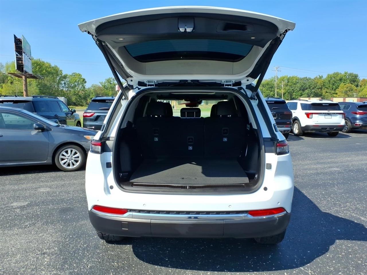 Jeep Grand Cherokee  2024