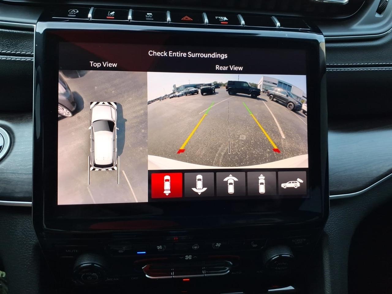 Jeep Grand Cherokee  2024