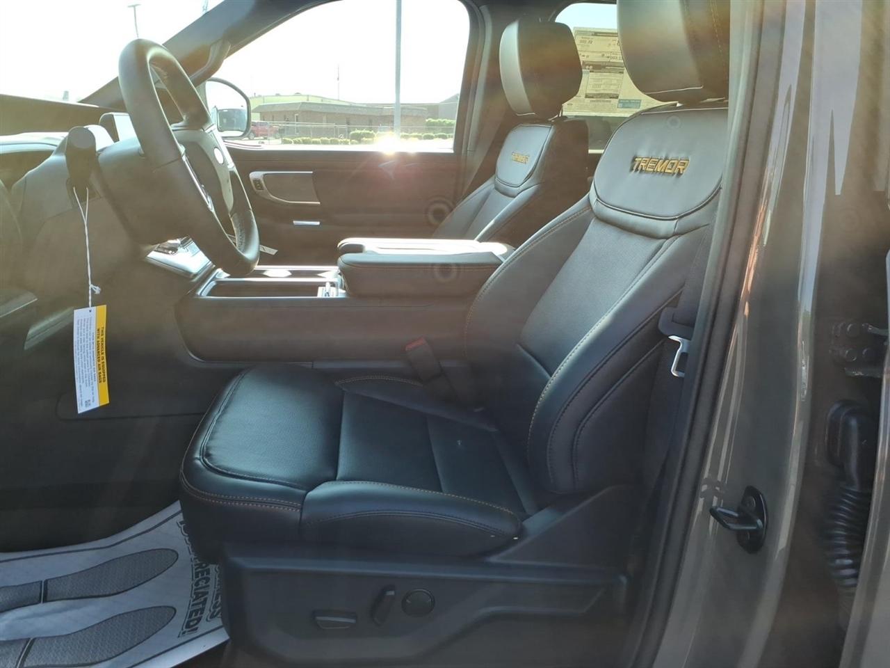 Ford Expedition  2027
