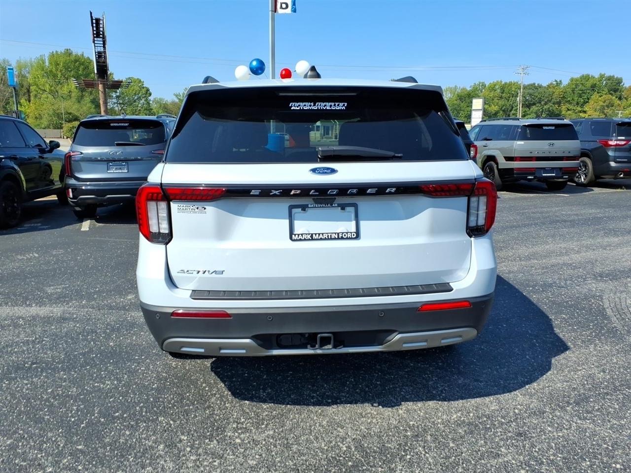 Ford Explorer  2025