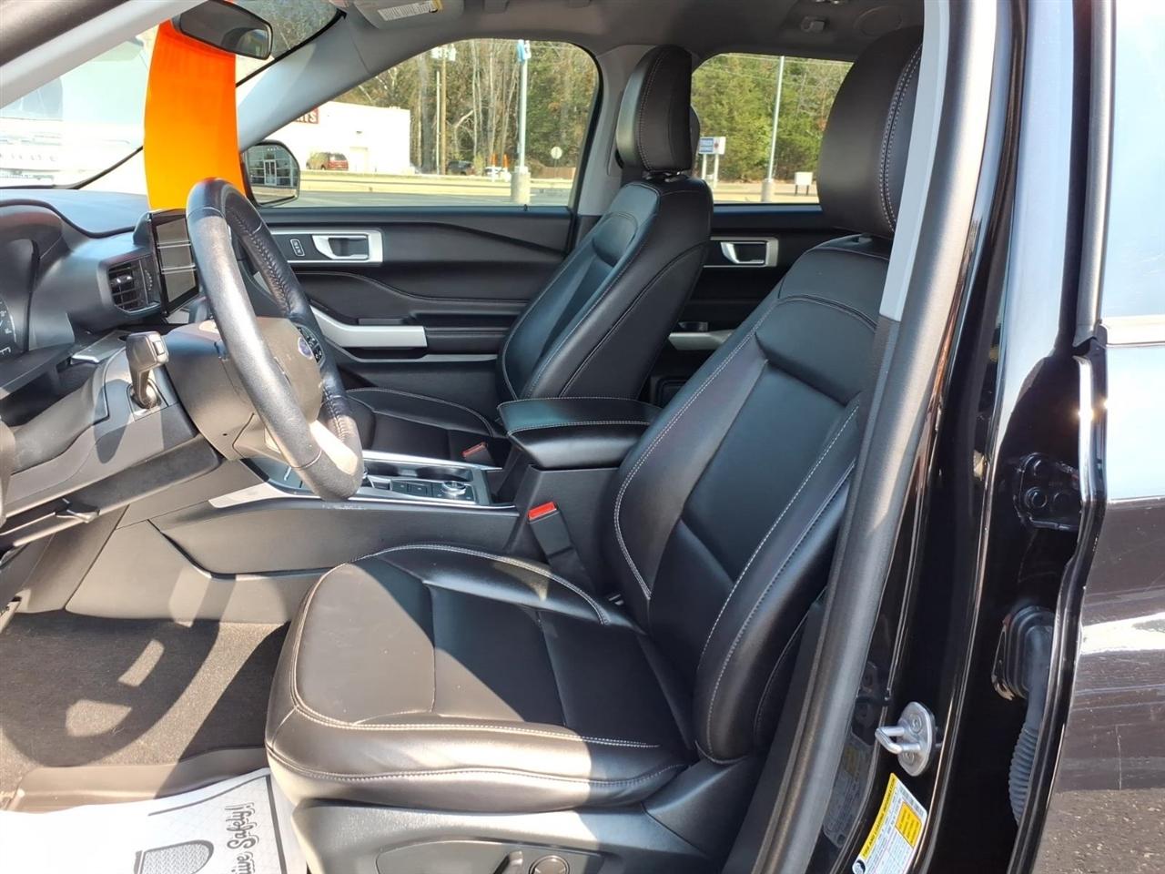 Ford Explorer  2023