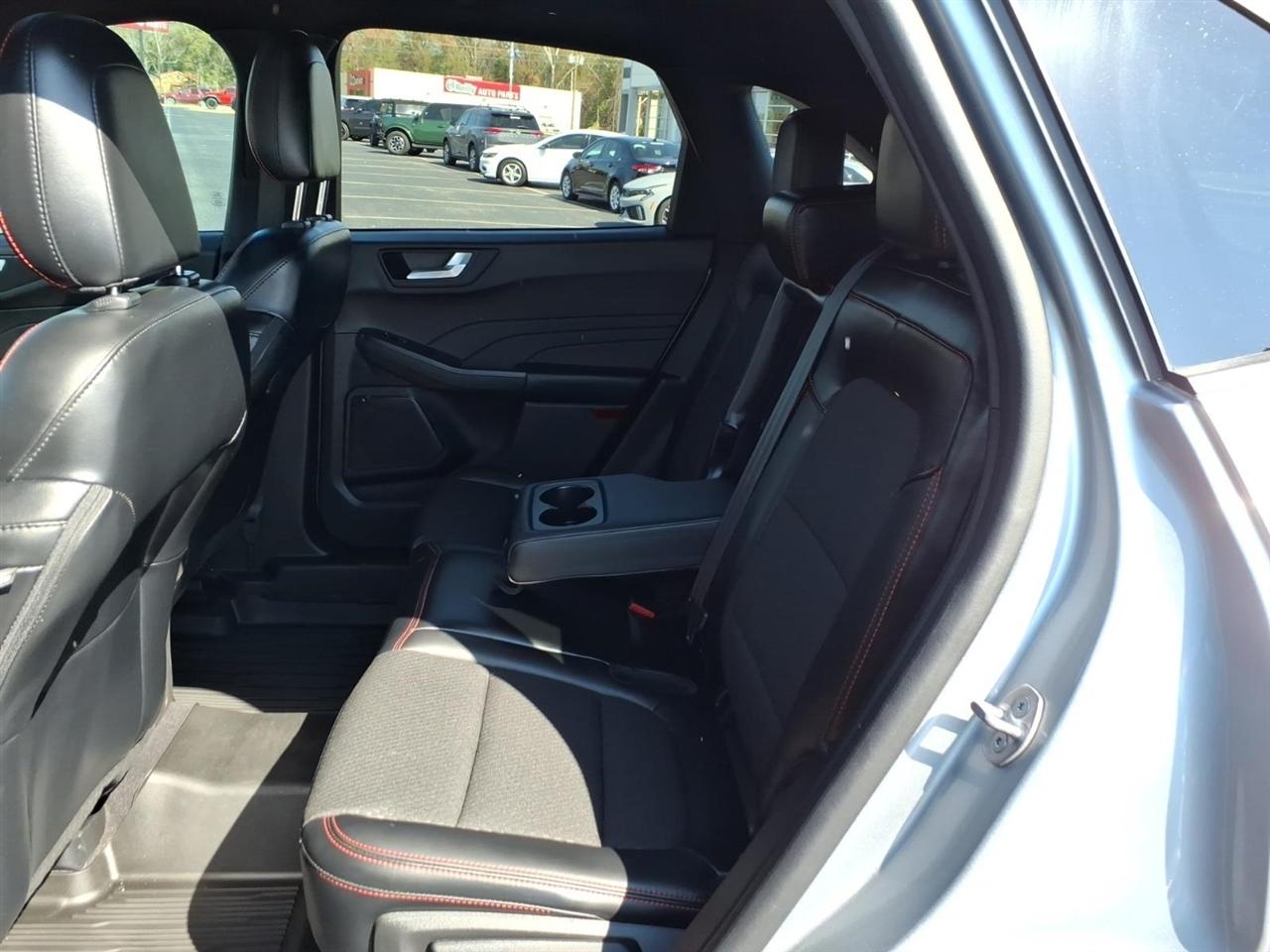 Ford Escape  2023