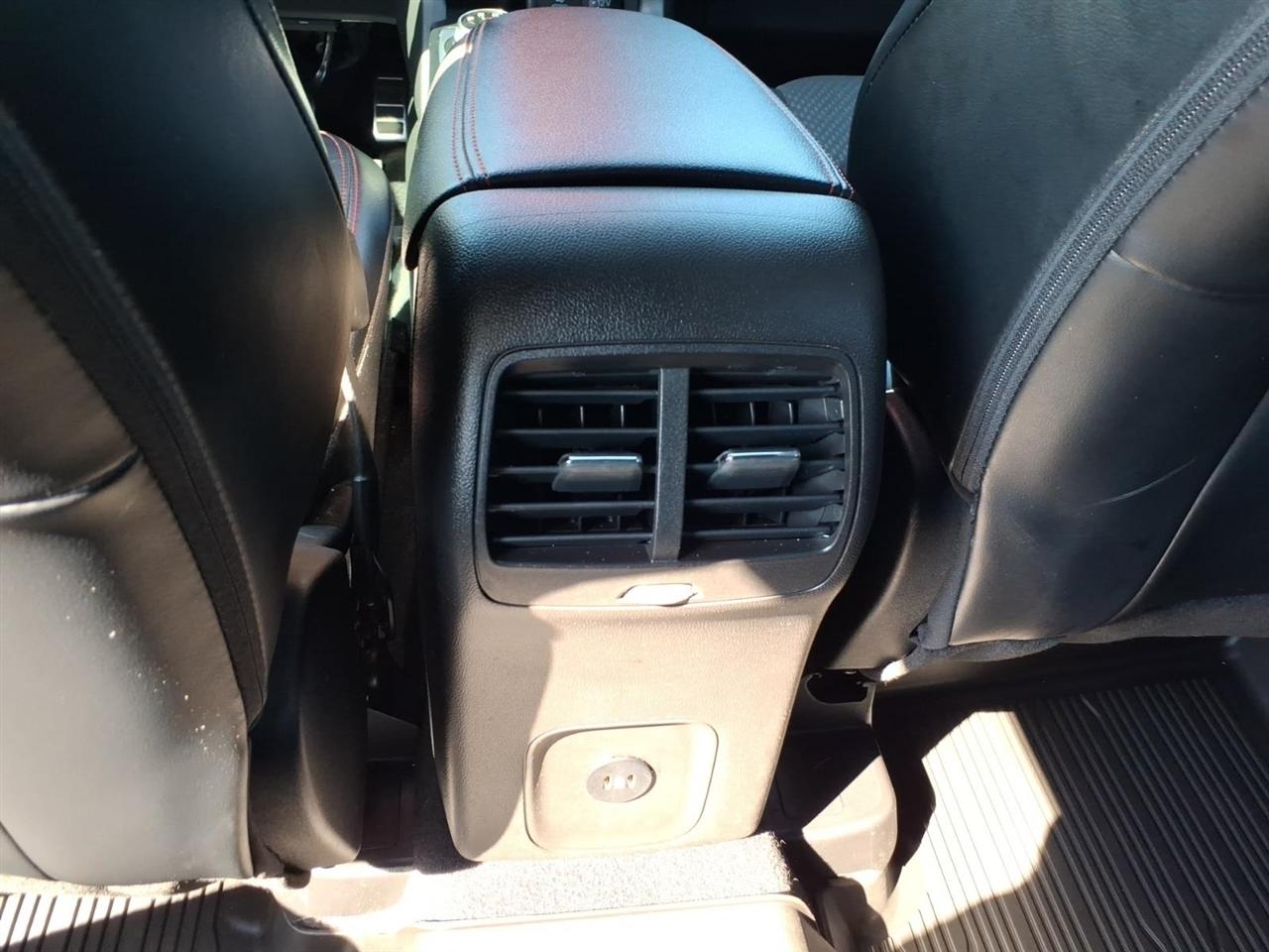Ford Escape  2023
