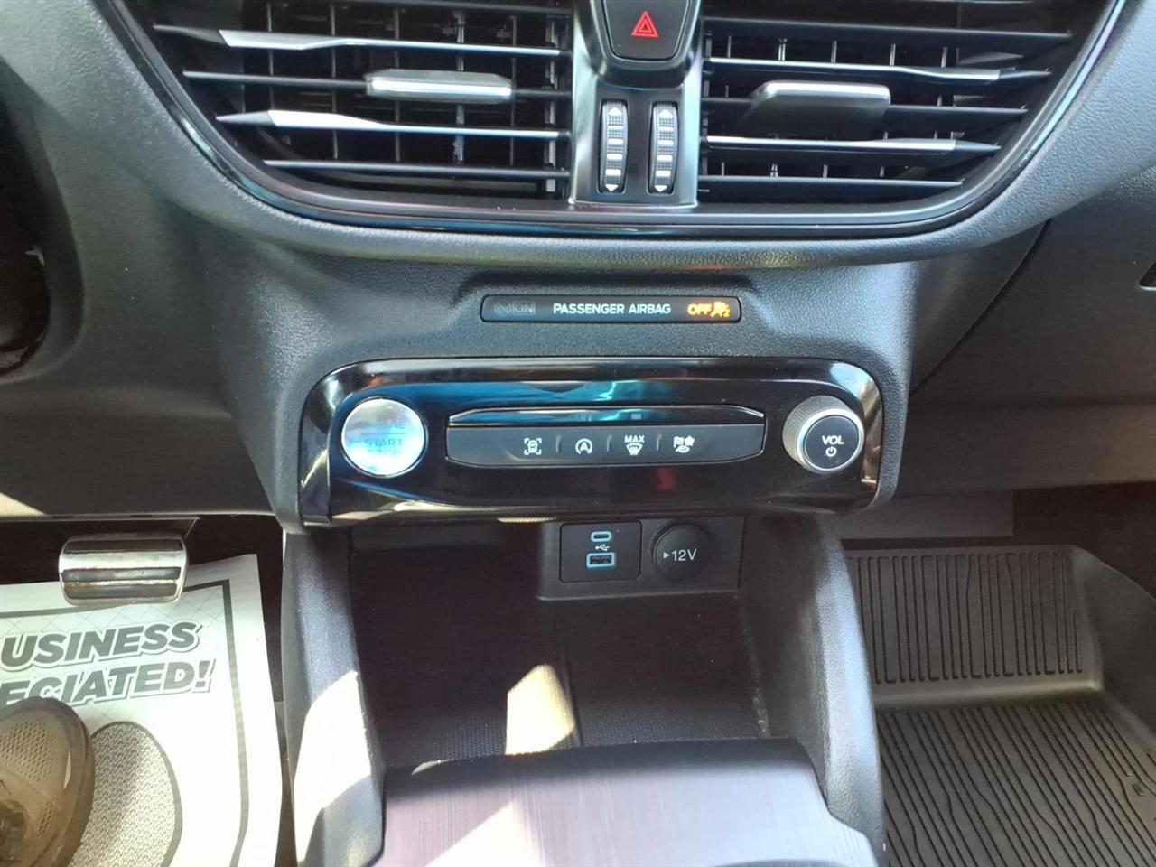 Ford Escape  2023