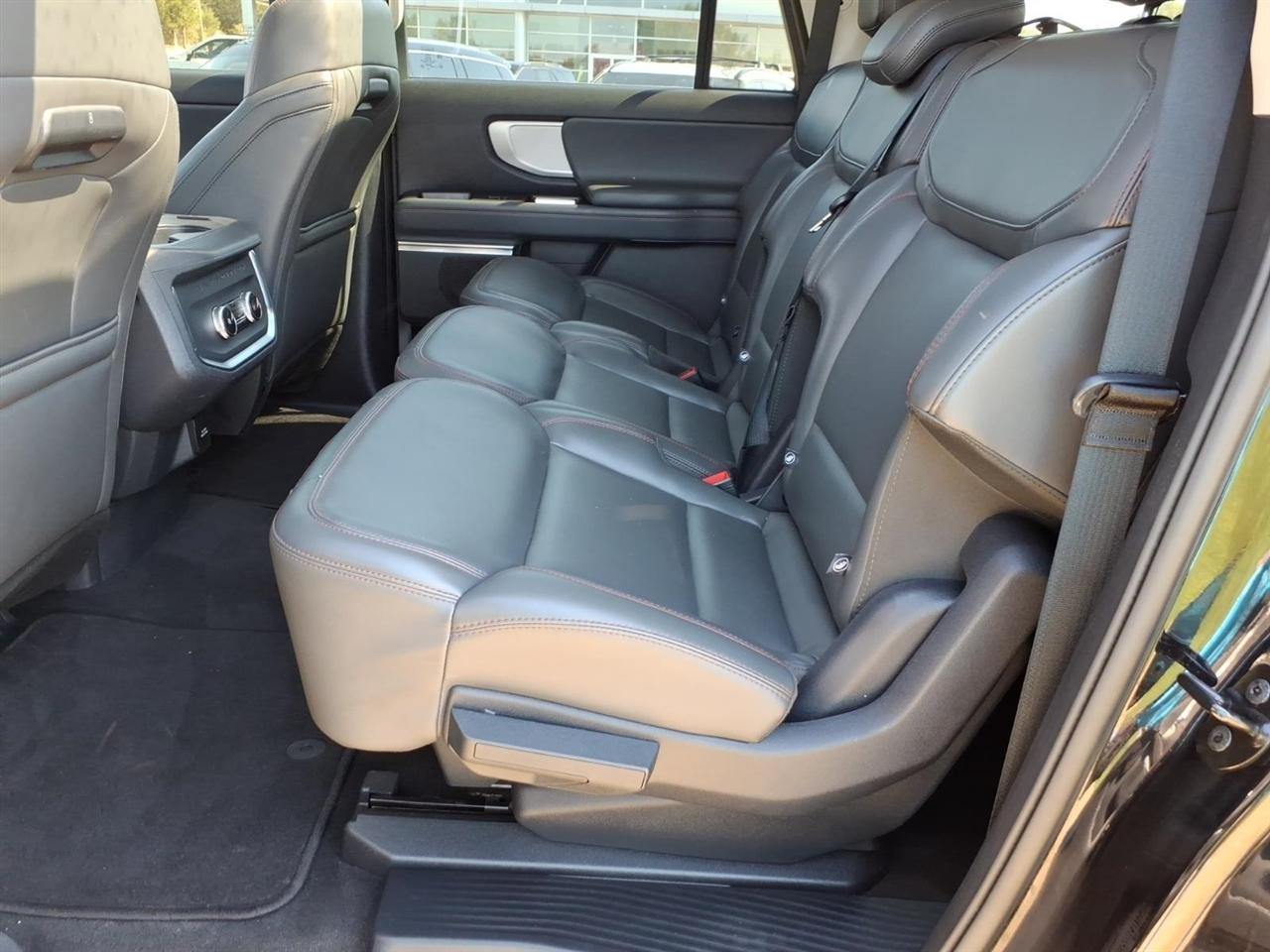 Ford Expedition Max  2025