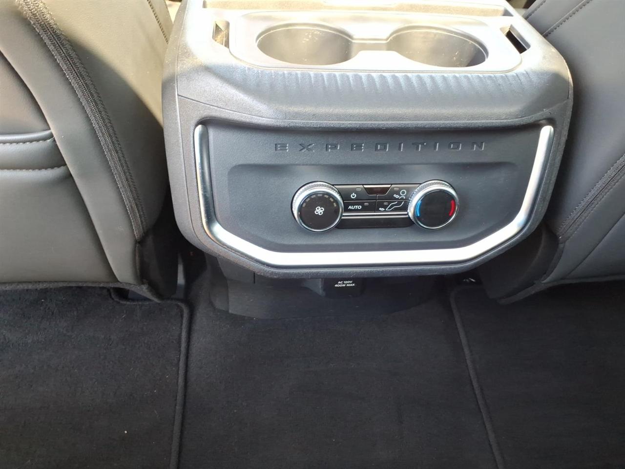 Ford Expedition Max  2025