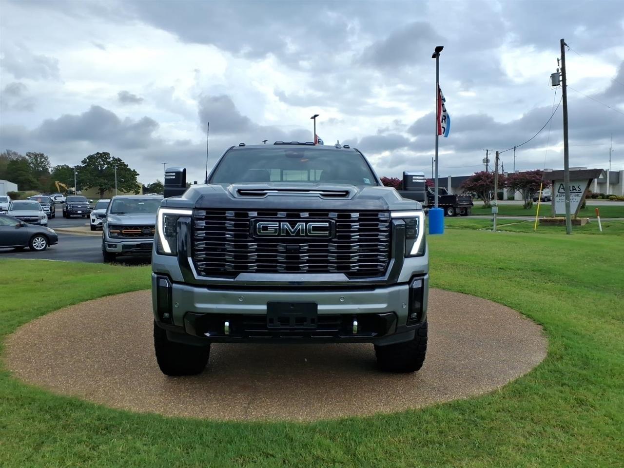 GMC Sierra 3500HD  2024