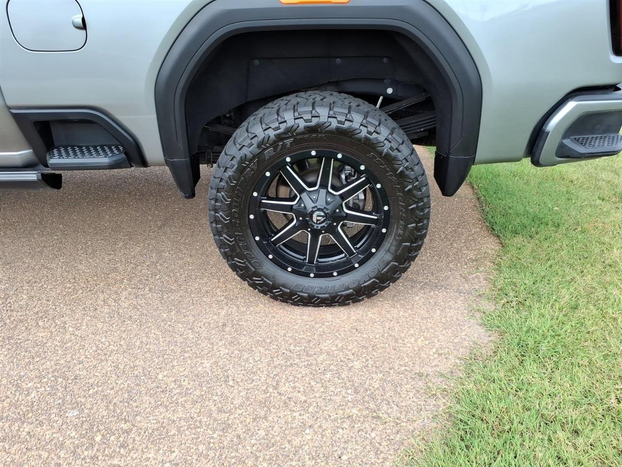 GMC Sierra 3500HD  2024