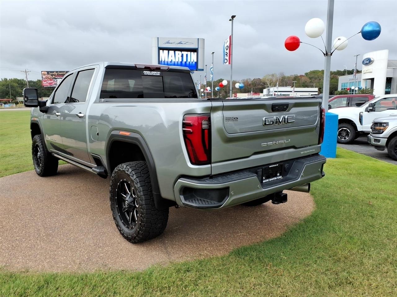 GMC Sierra 3500HD  2024