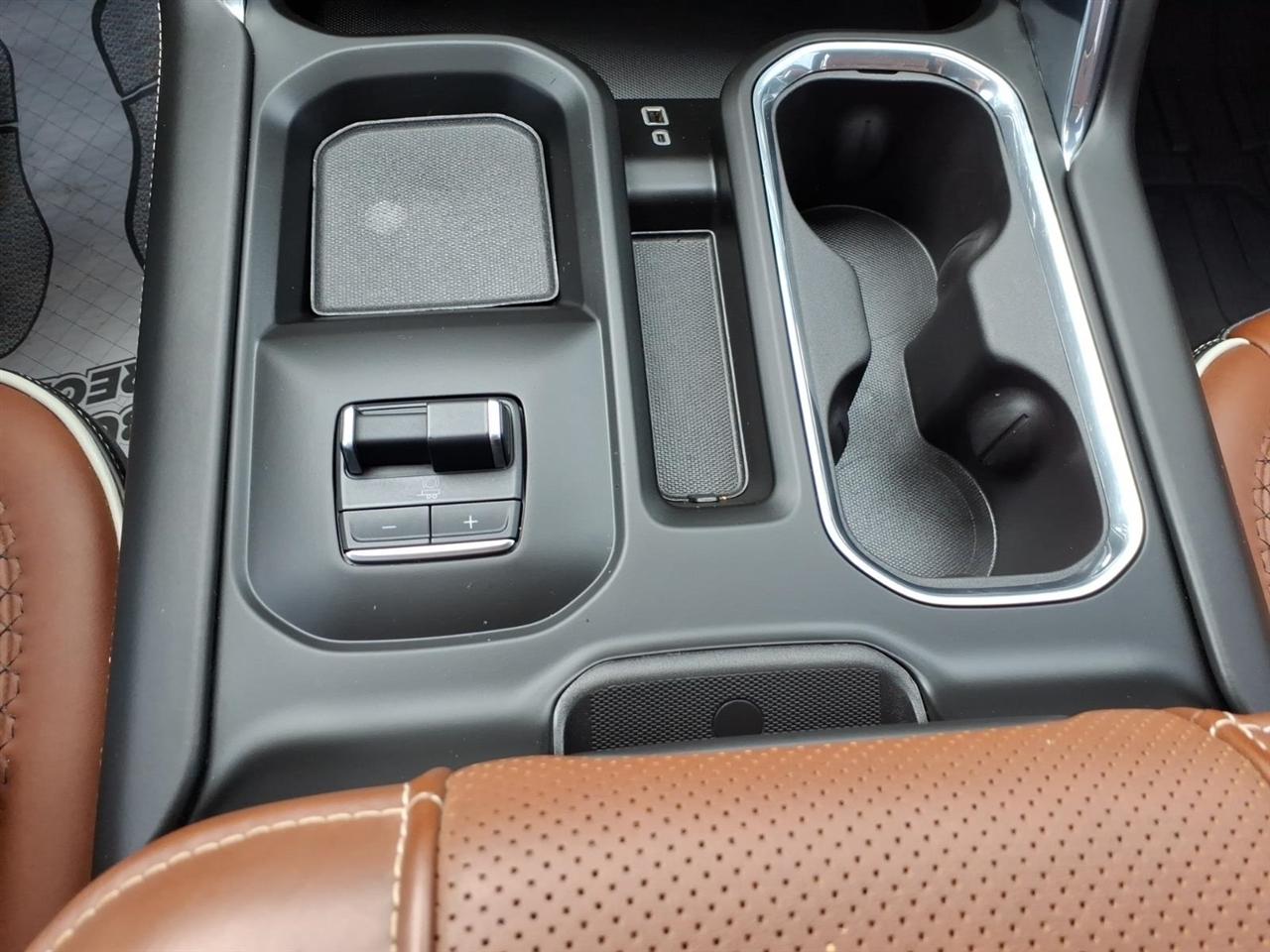 GMC Sierra 3500HD  2024