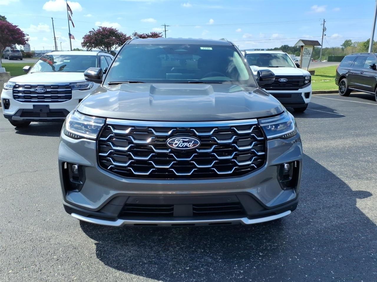 Ford Explorer  2027