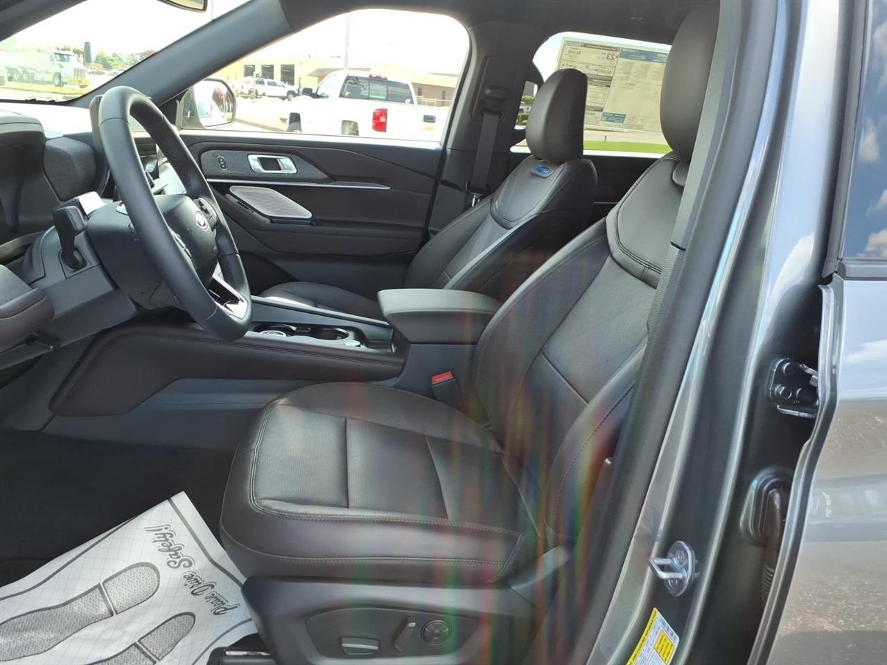 Ford Explorer  2027