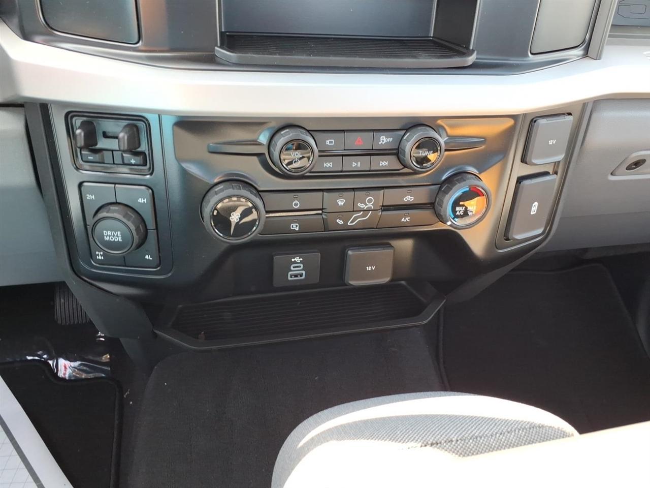 Ford Super Duty F-250 SRW  2027