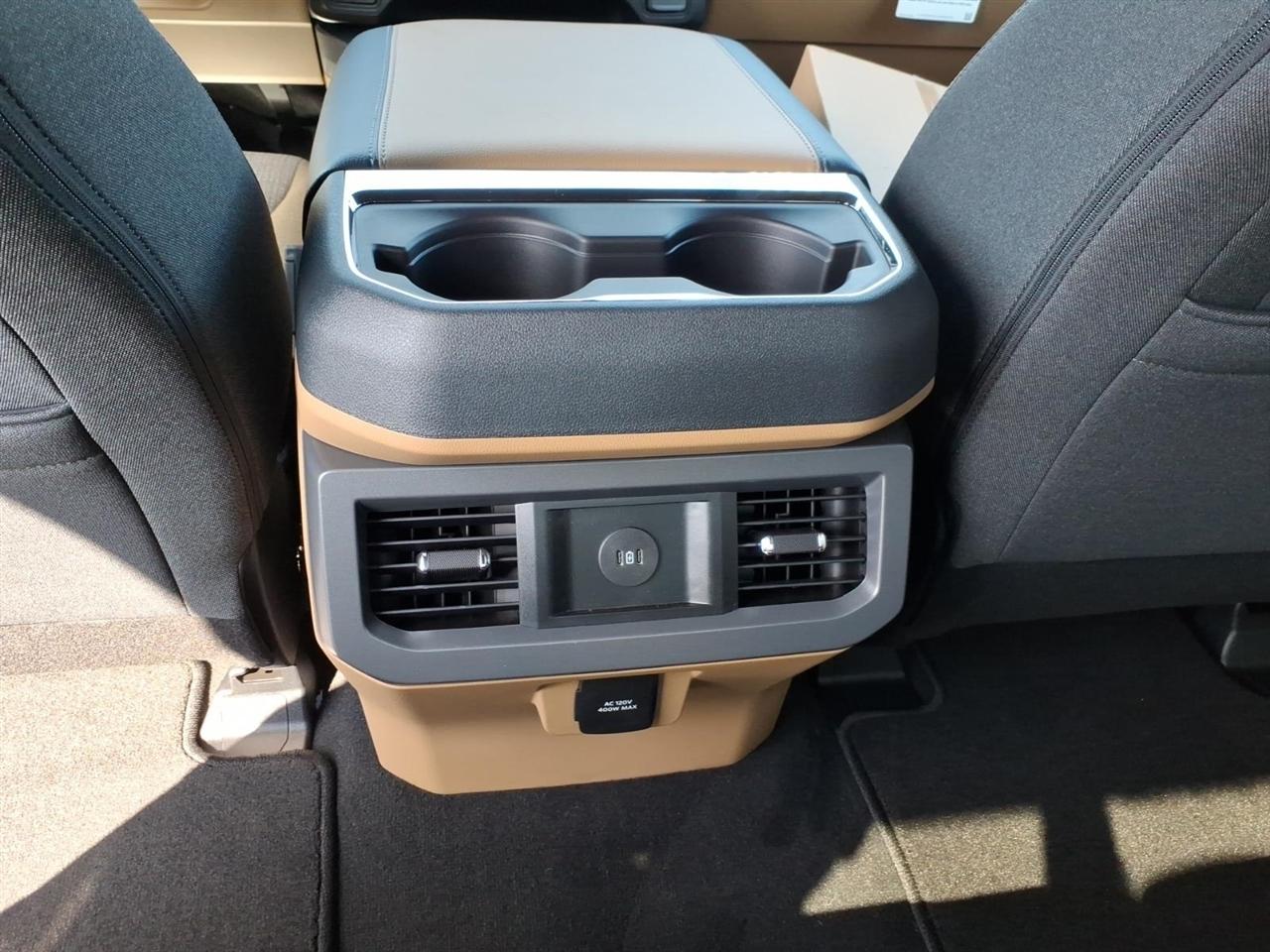 Ford Super Duty F-250 SRW  2027