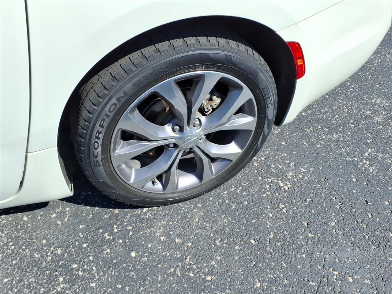 Chrysler Pacifica  2020