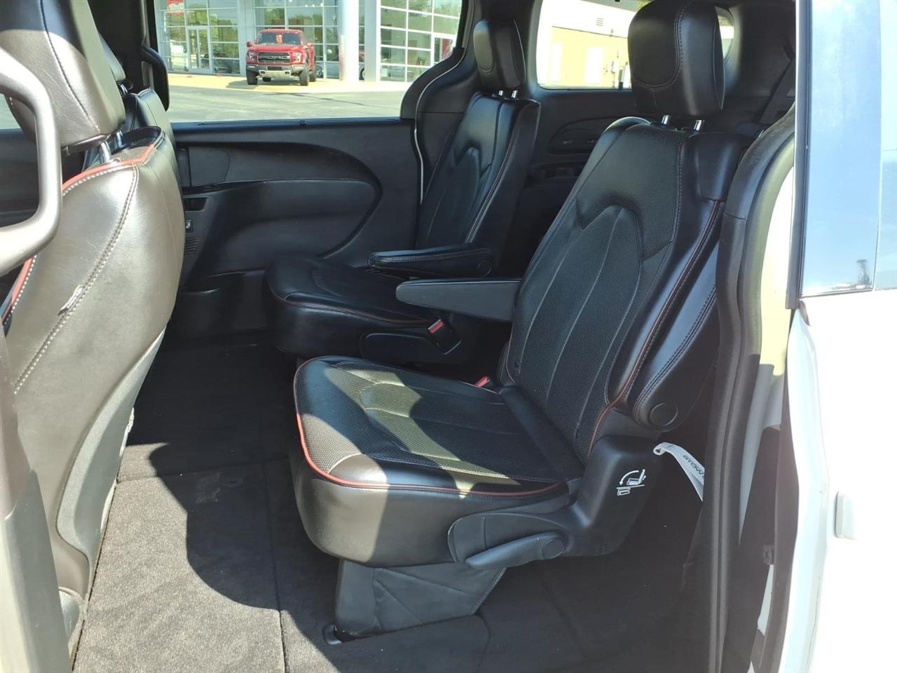 Chrysler Pacifica  2020
