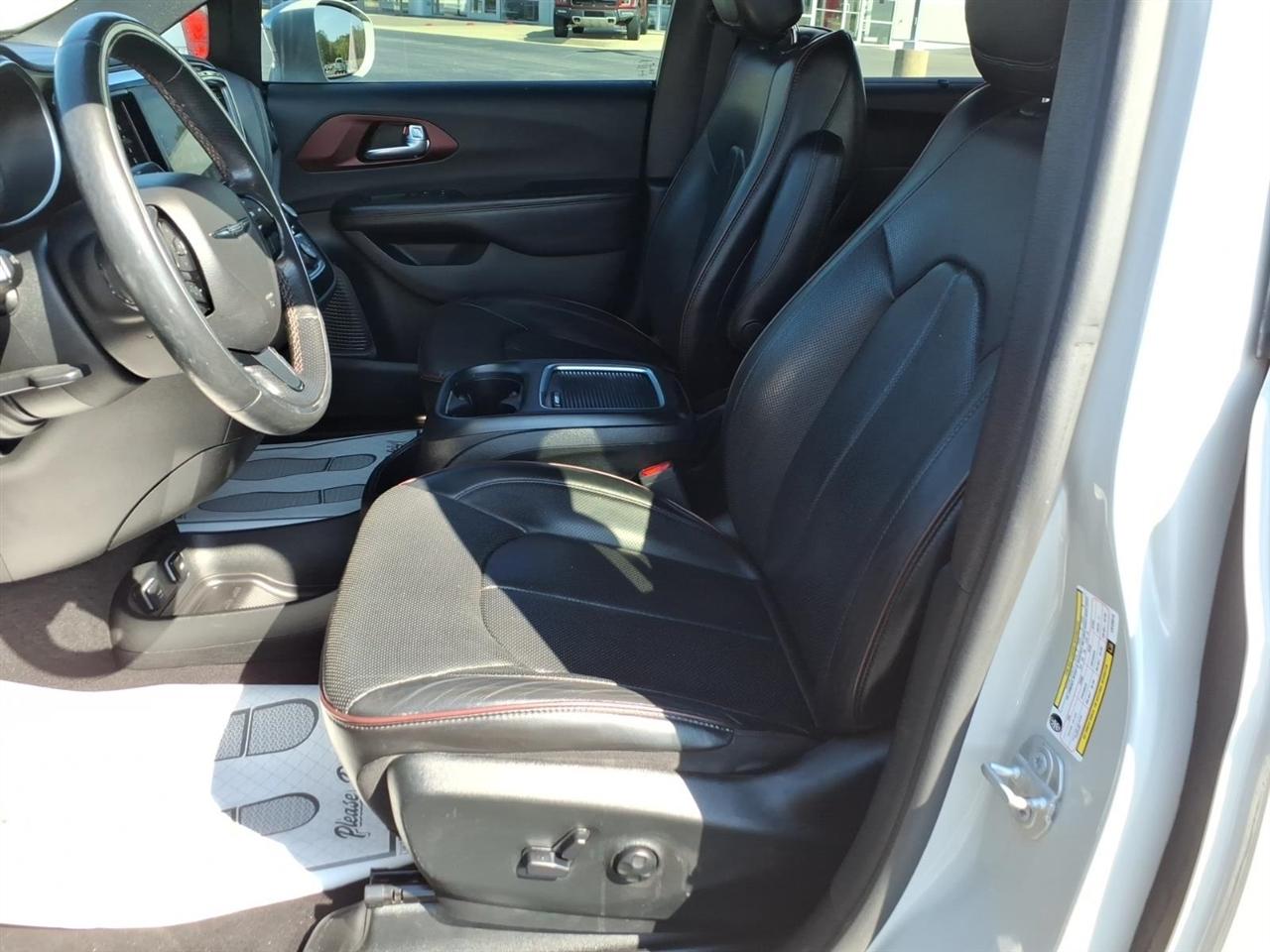 Chrysler Pacifica  2020