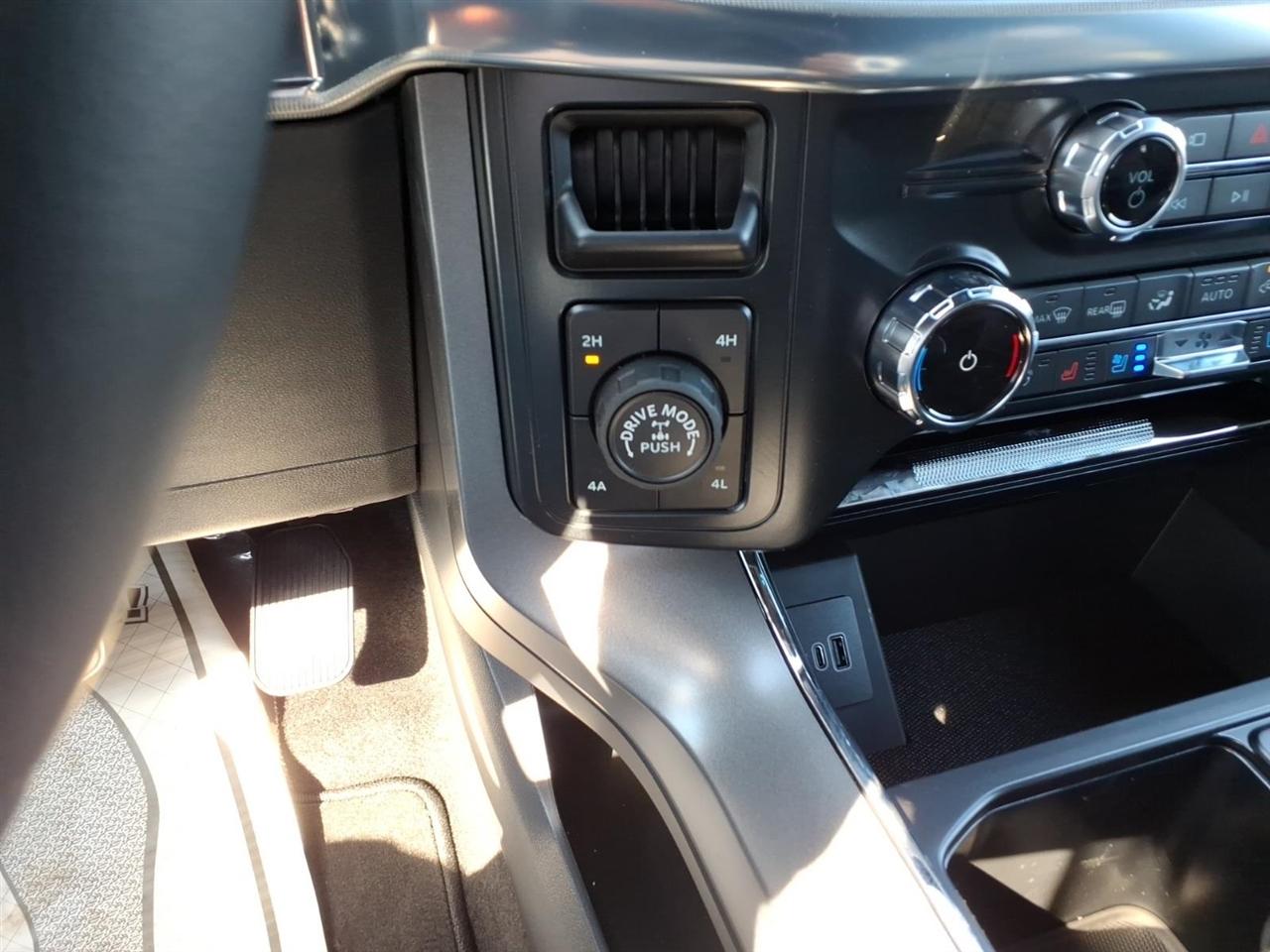 Ford F-150  2026