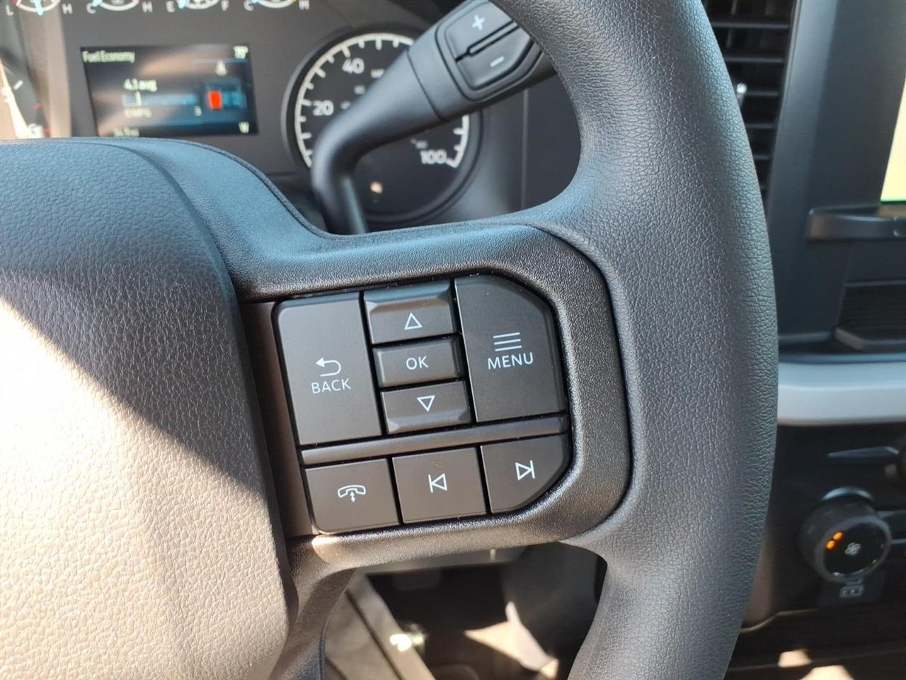Ford Super Duty F-250 SRW  2027