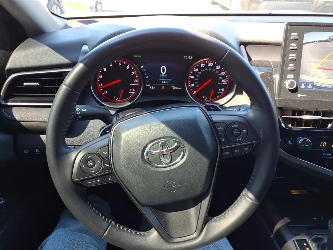 Toyota Camry  2023