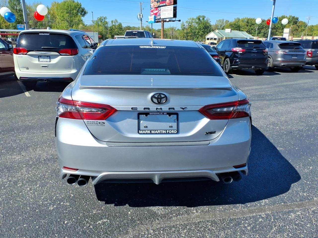 Toyota Camry  2023