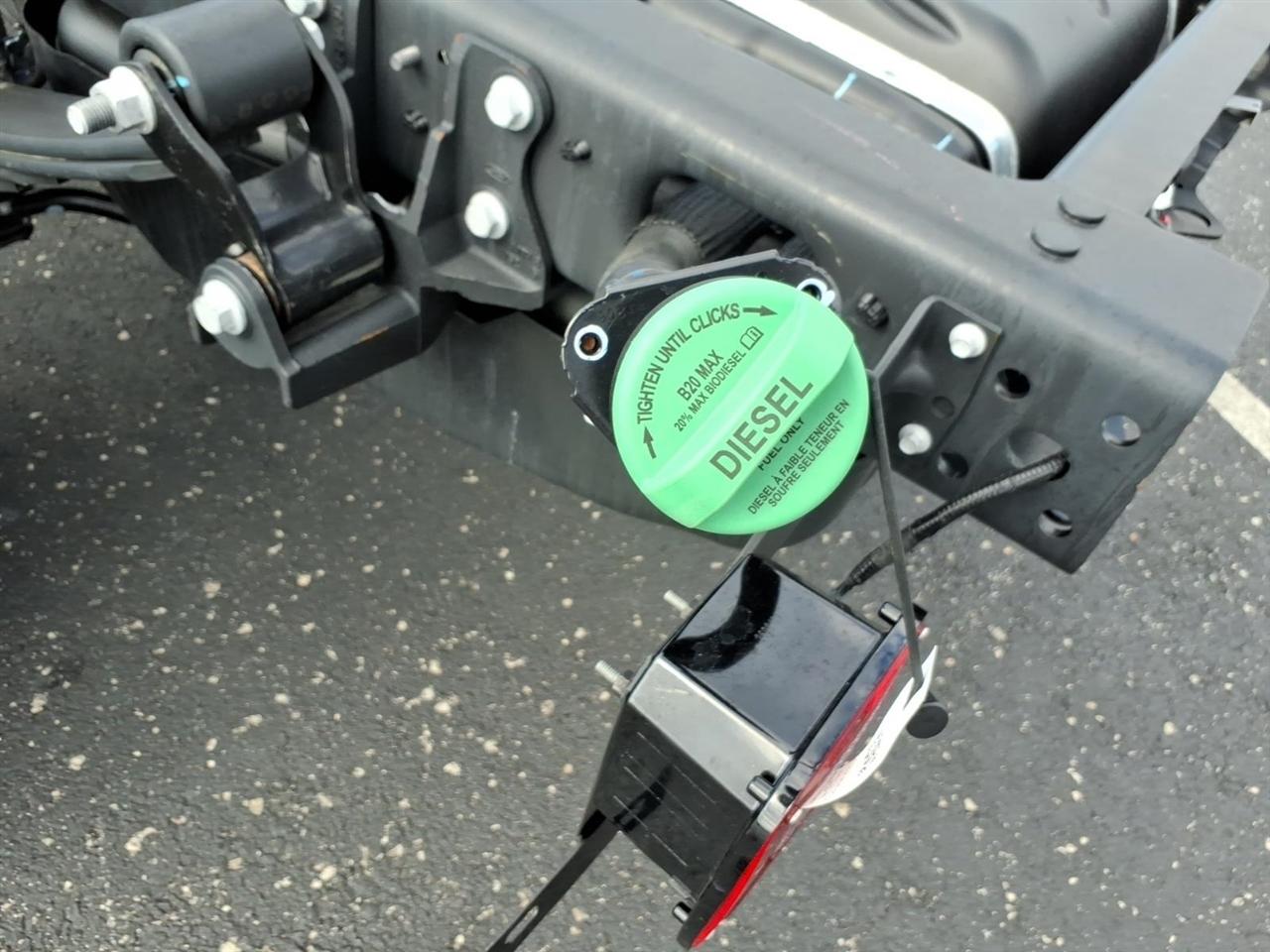Ford Super Duty F-550 DRW  2027
