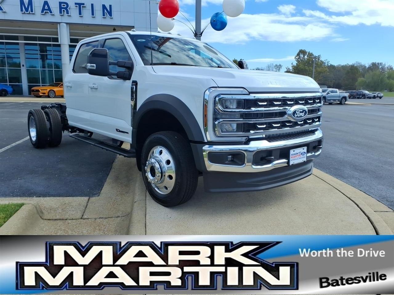 2027 Ford Super Duty F-550 DRW Lariat