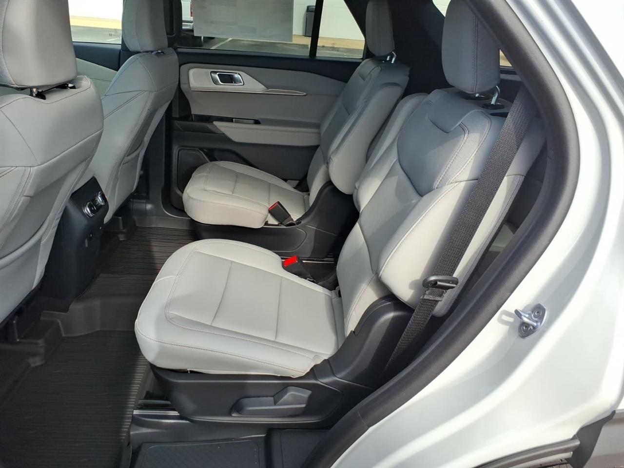 Ford Explorer  2027