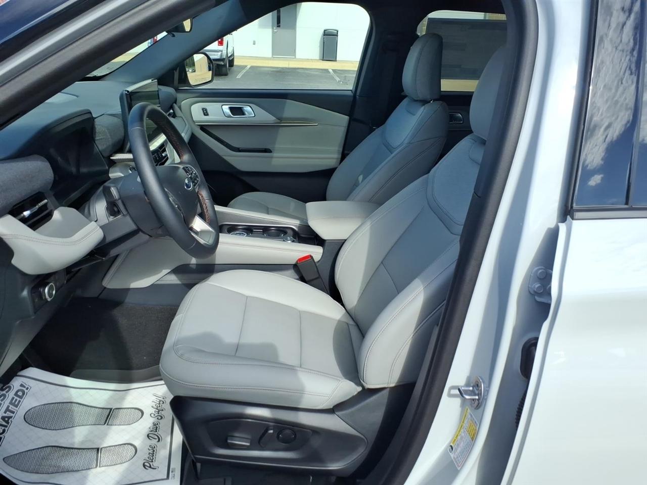 Ford Explorer  2027
