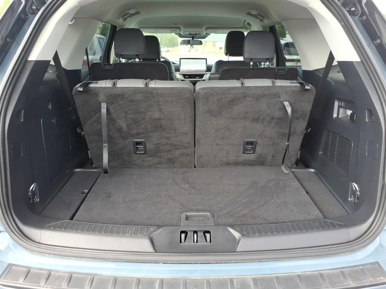 Ford Explorer  2025