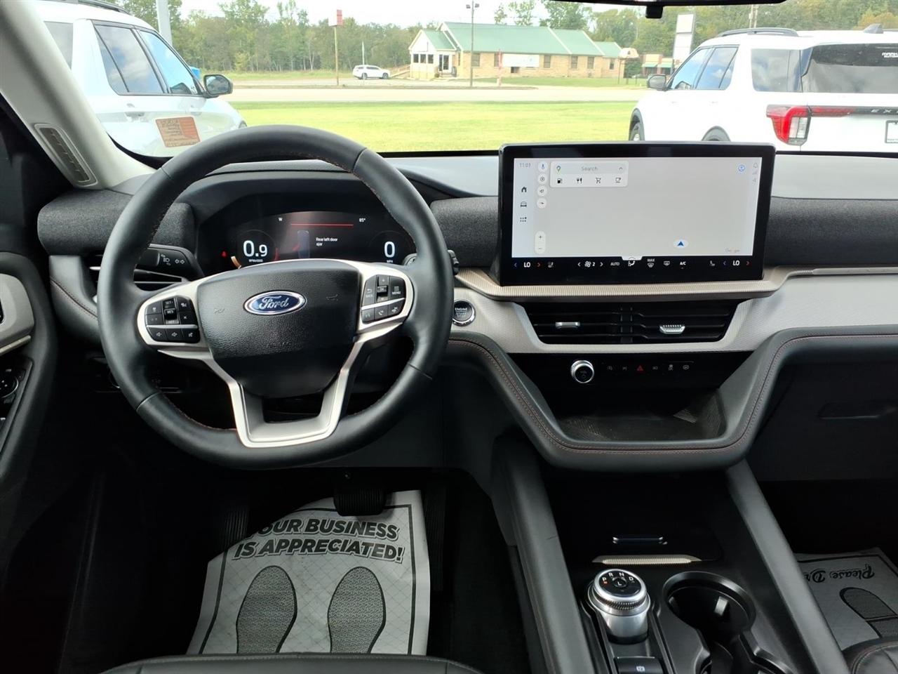 Ford Explorer  2025