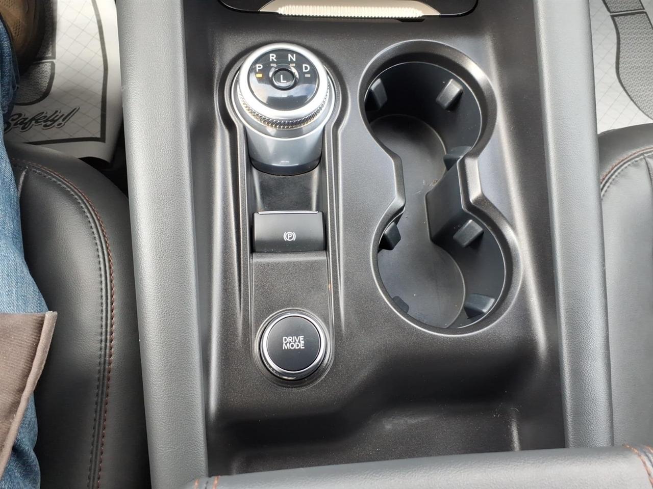 Ford Explorer  2025