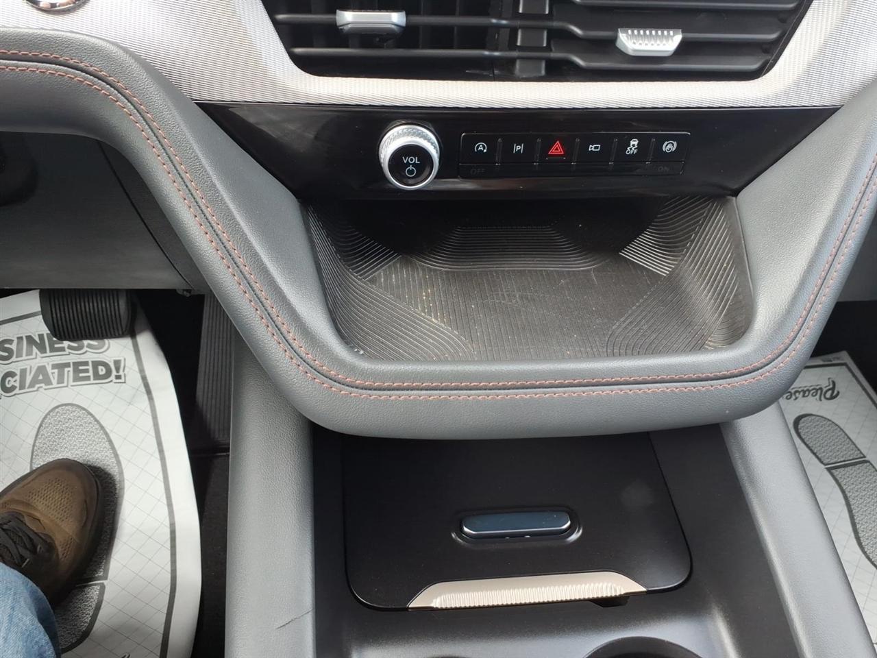 Ford Explorer  2025