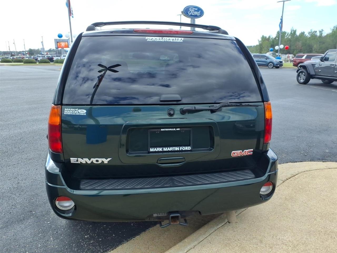 GMC Envoy  2004