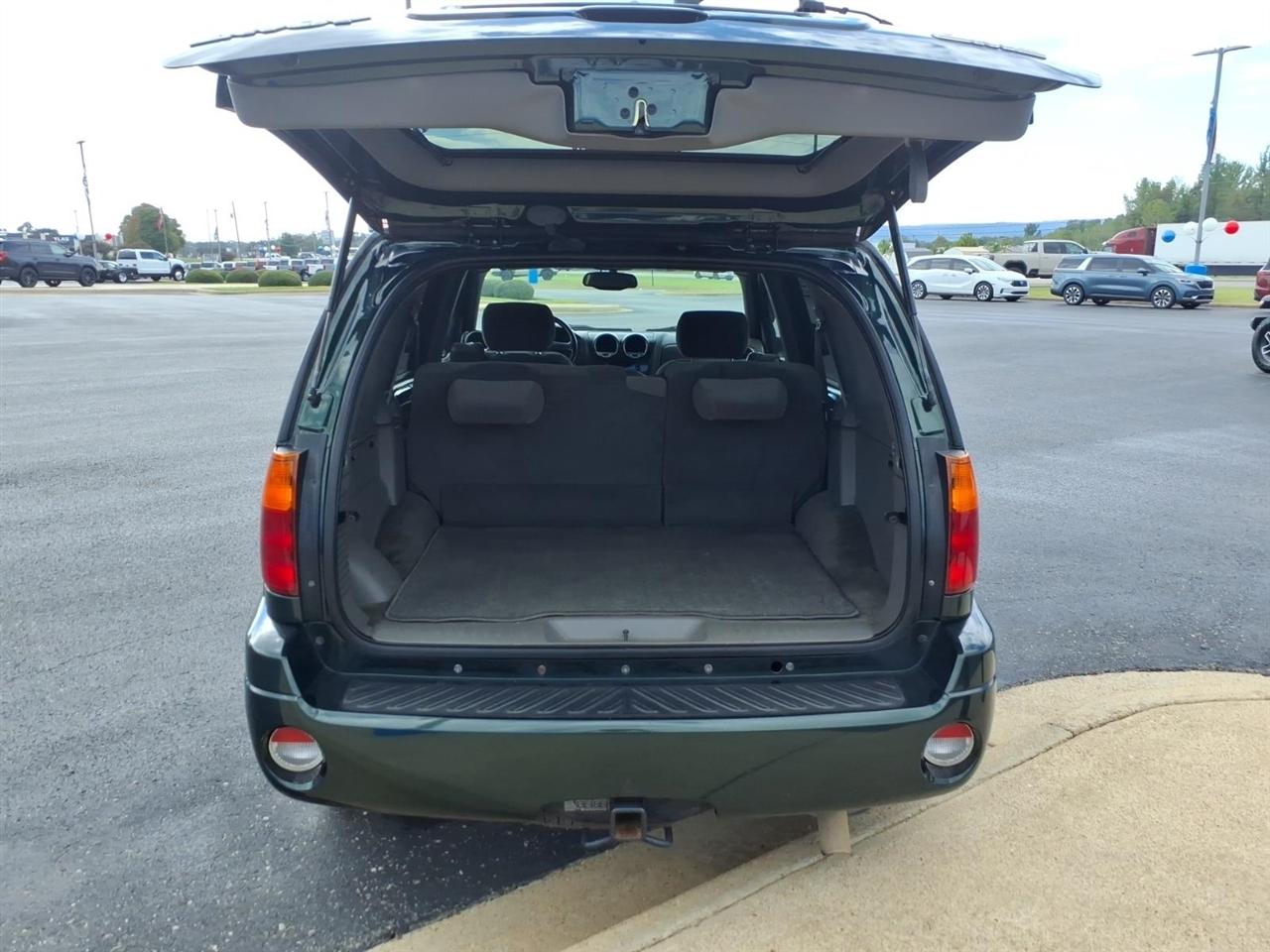 GMC Envoy  2004