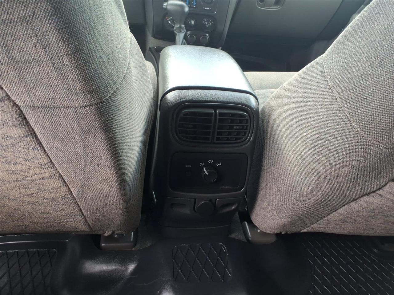 GMC Envoy  2004