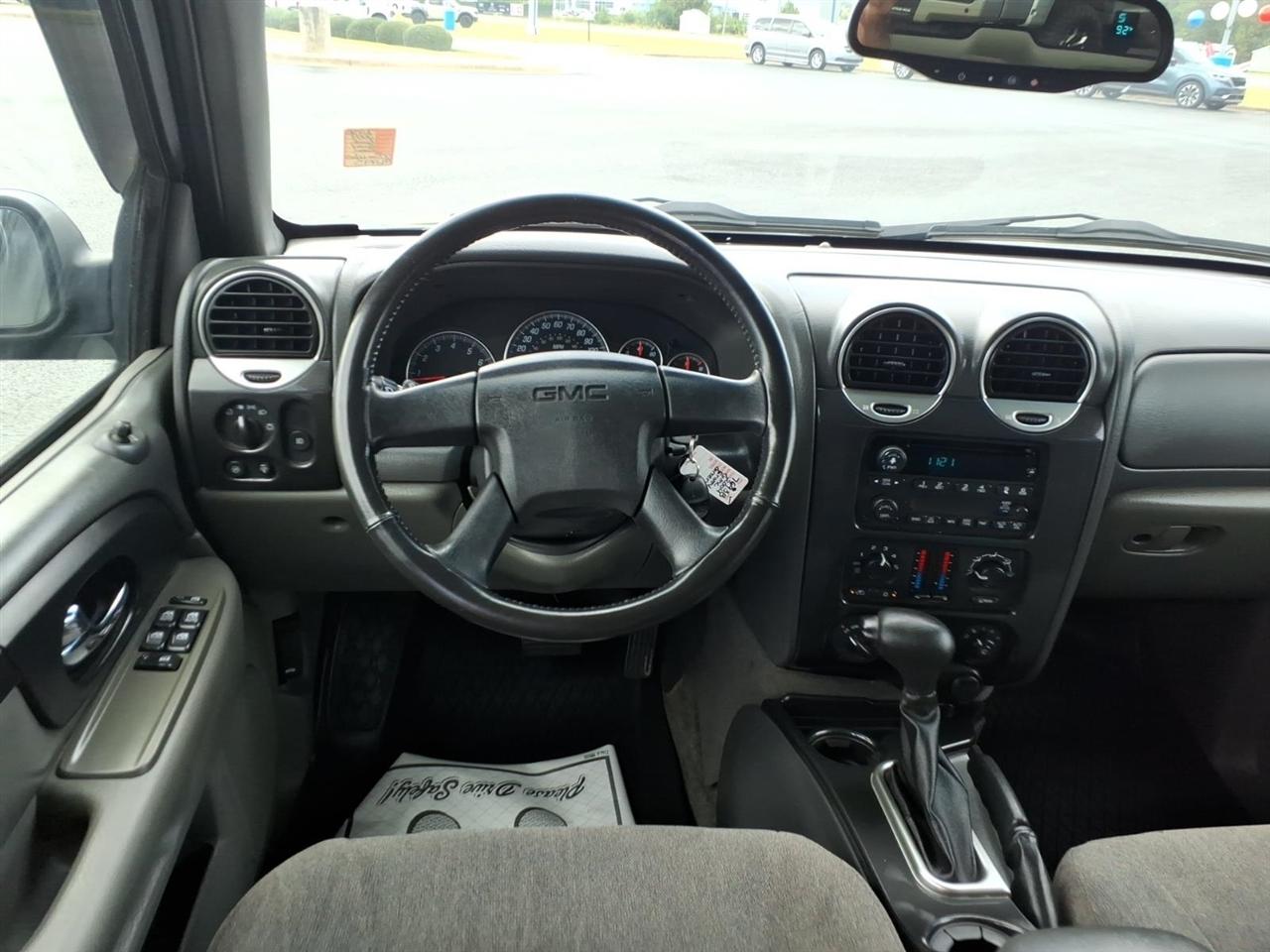 GMC Envoy  2004