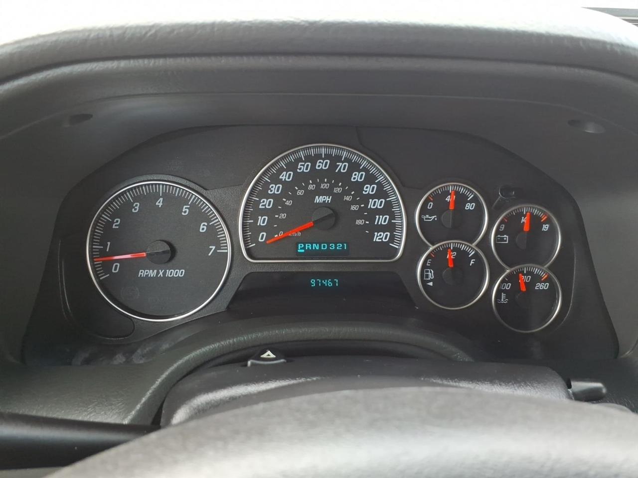 GMC Envoy  2004