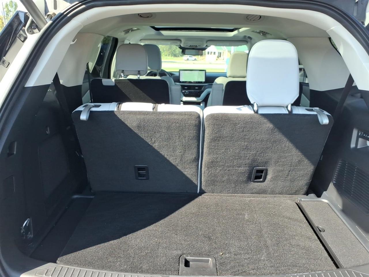 Ford Explorer  2025