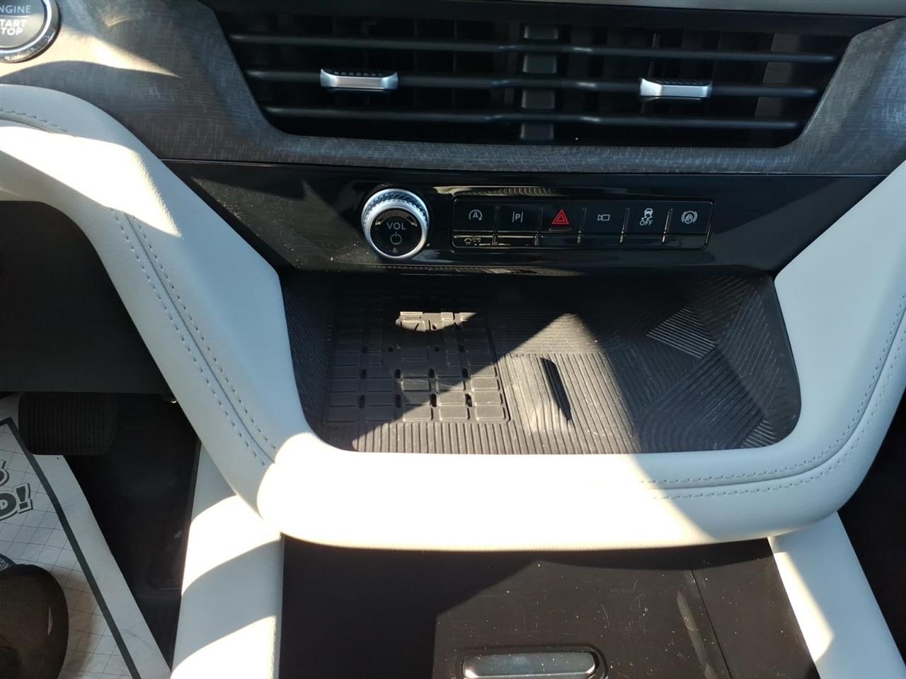 Ford Explorer  2025
