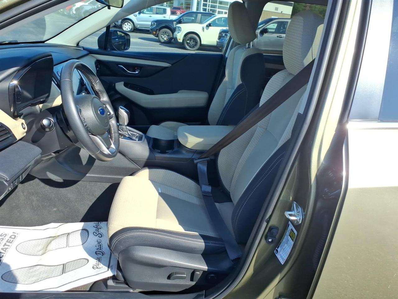 Subaru Outback  2023