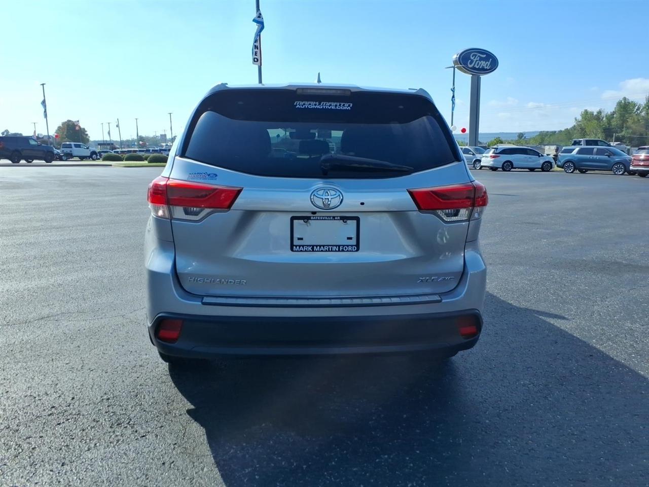 Toyota Highlander  2018