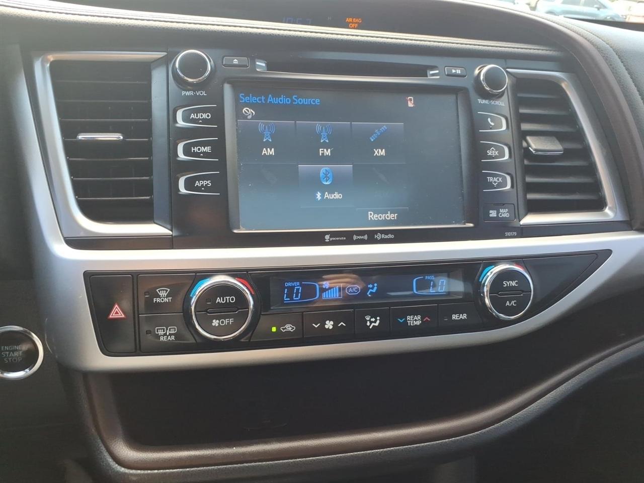 Toyota Highlander  2018