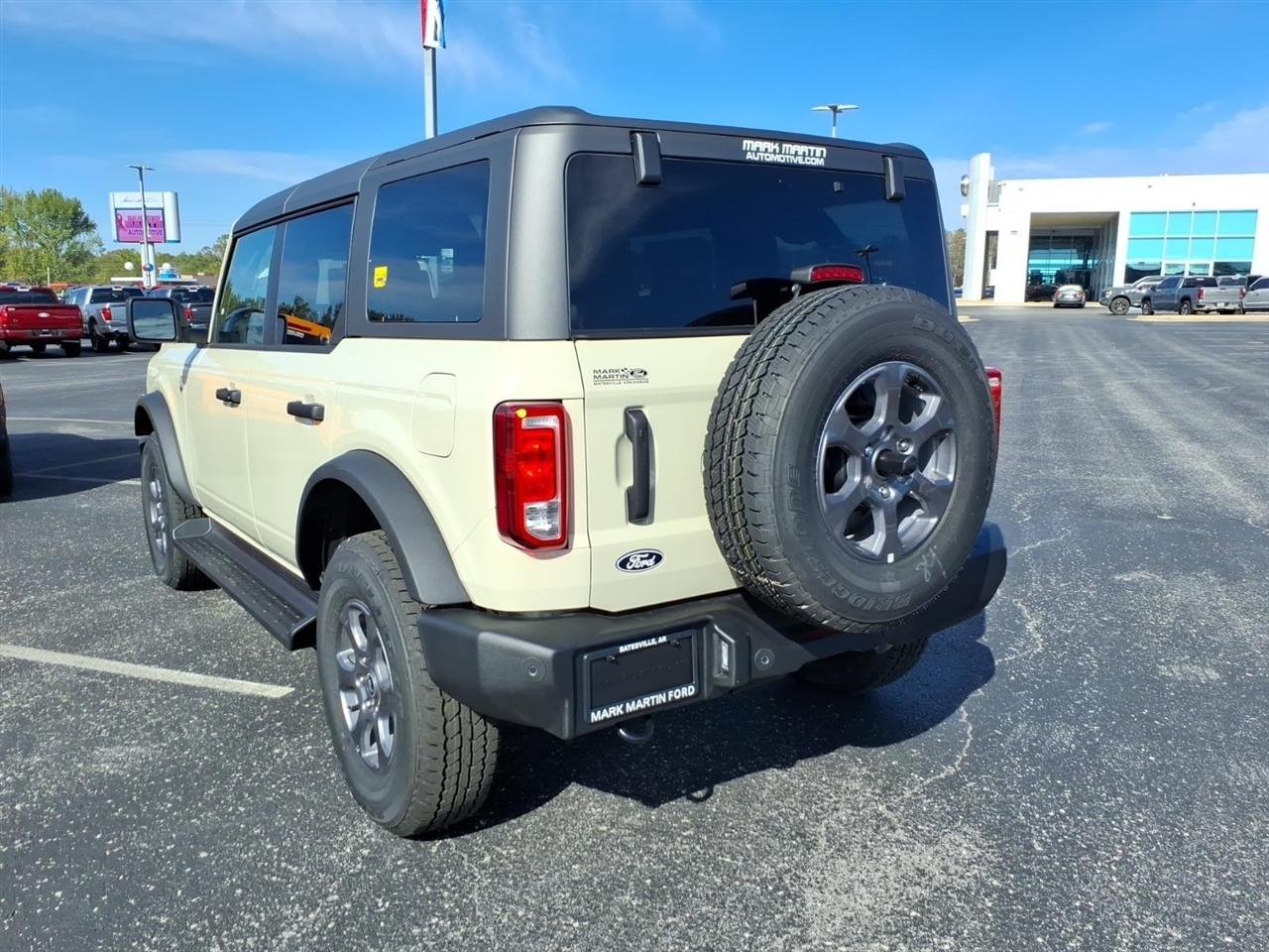 Ford Bronco  2026