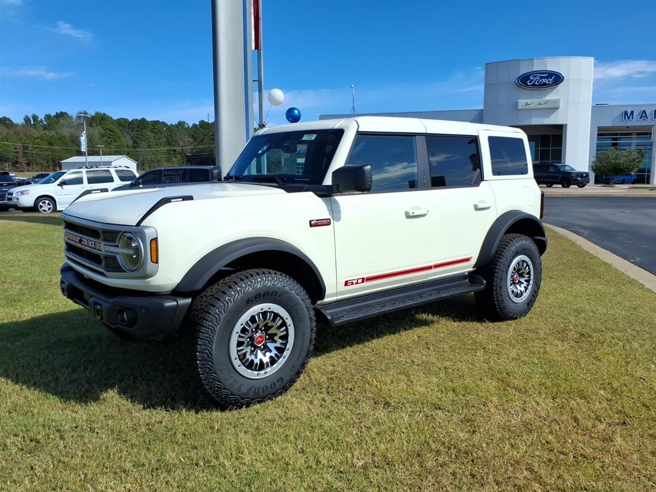 Ford Bronco  2026