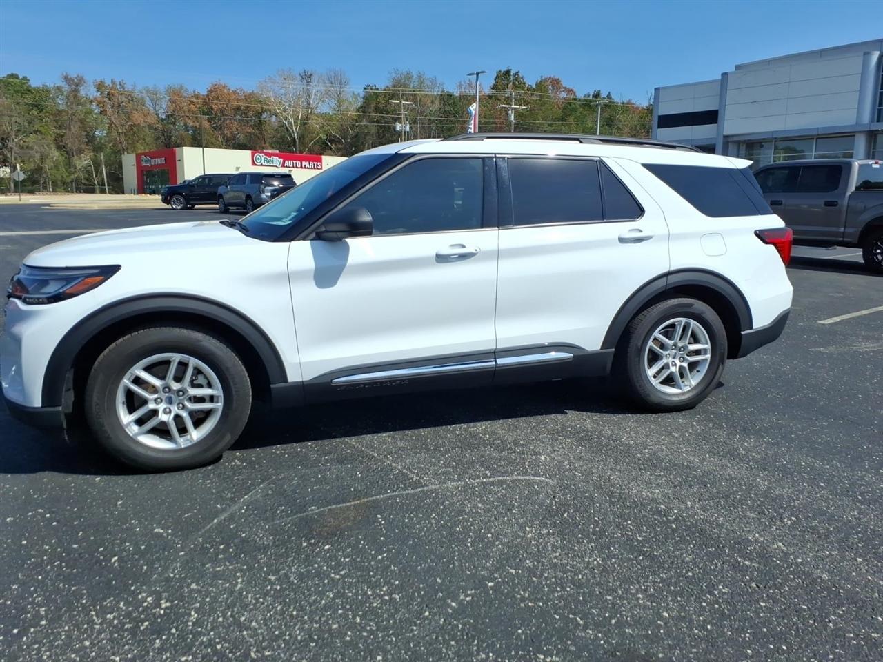 Ford Explorer  2025