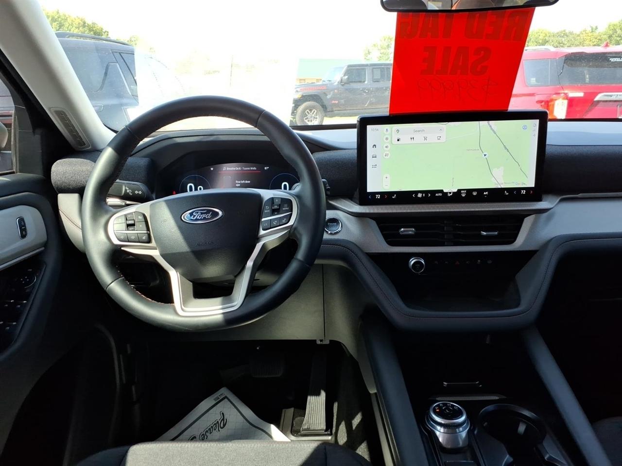 Ford Explorer  2025