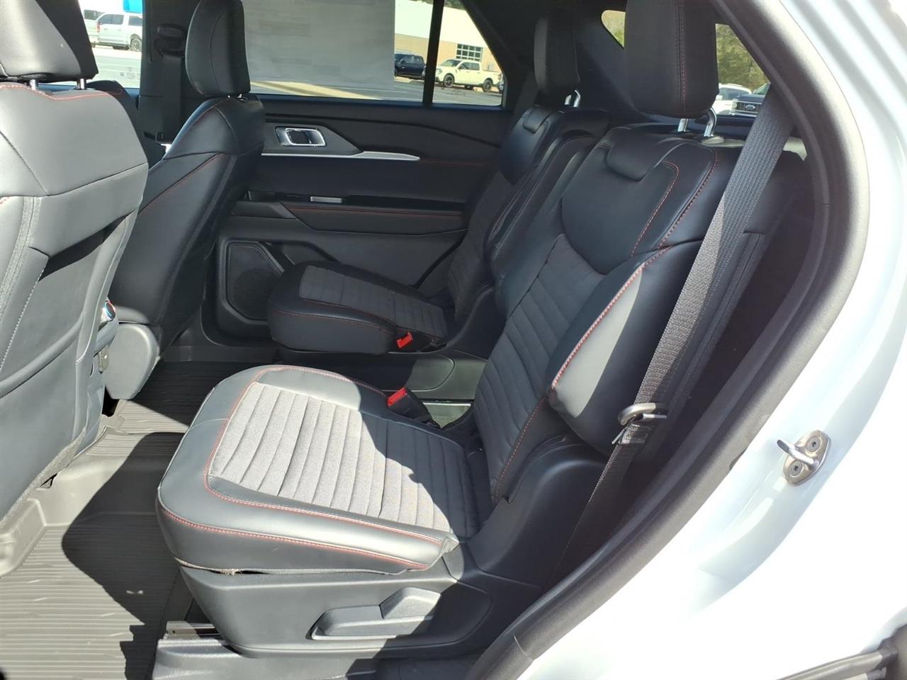 Ford Explorer  2027