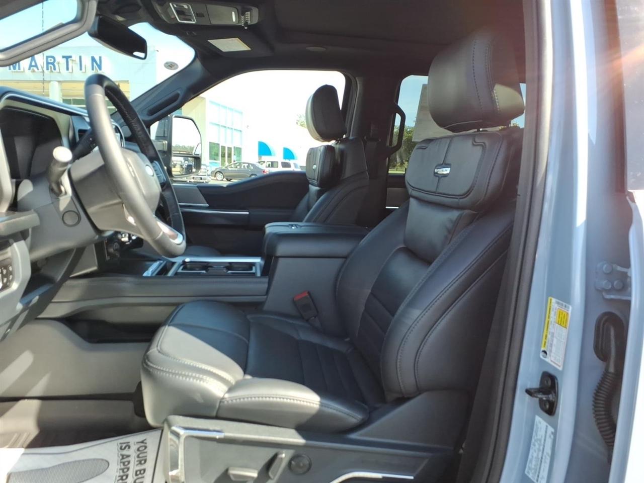 Ford Super Duty F-250 SRW  2027